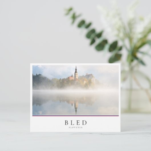 Foggy-zonsopgang bij Lake Bled Briefkaart (Staand voorkant)