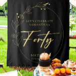 Foliage 40th Birthday Party Backdrop Tapestry Wandkleed<br><div class="desc">Op zoek naar een elegante en stijlvolle aanvulling op je 40e verjaardag van zwart en goud? Kijk niet verder dan deze moderne tapijt! Het maakt de perfecte achtergrond voor foto's en zal een blijvende indruk op je gasten achterlaten. Met een opvallend gouden penseelscript dat "Veertig" naast aanpasbare tekst aan de...</div>