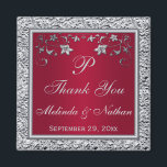 Folie Floral Wedding Favor Magnet<br><div class="desc">Deze monogrammed en FAUX Silver folie (PRINTED) floral Bedankt voor je huwelijksgunt magneet komt overeen met de trouwuitnodiging hieronder. ****Zorg ervoor dat uw monogram en alle tekst gecentreerd zijn waar u het wilt, aangezien het zal drukken aangezien het op uw monitor verschijnt. Als er andere overeenkomende objecten zijn die je...</div>