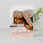 Folie Inked XOXO Valentijnsdag Kaart - Perzikkleur (Staand Voorkant)