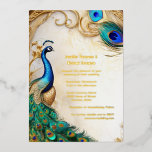 Folie pauw luxe  art nouveau Indiaas Uitnodiging<br><div class="desc">Een enkele grote pauw in kleur staat aan de linkerkant van deze uitnodiging met zijn staartveren naar beneden en wordt omlijst door een bleke gemarmerde beige achtergrond versierd met een pauw veer en takje ranken. Kleine echte folie gouden stippen schitteren en schitteren tegen zijn koninklijke faux gold en rozet veren...</div>