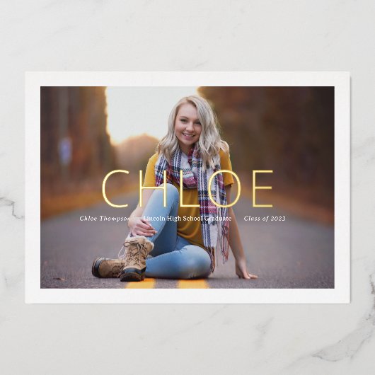 Folie Stijlvolle minimale aankondiging Afstuderen  (Voorkant)