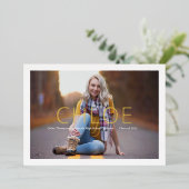 Folie Stijlvolle minimale aankondiging Afstuderen  (Staand Voorkant)