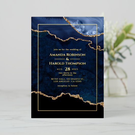 Folie van Navy Blue en Gold Agate Wedding Folie Uitnodiging (Staand Voorkant)