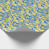 Folklore pattern with Oekrainian flag covu Cadeaupapier (Hoek)