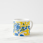 Folklore pattern with Oekrainian flag covu Espresso Kop (Voorkant rechts)