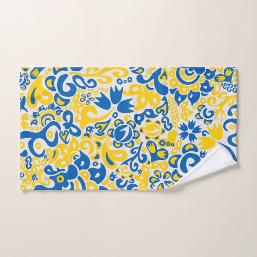 Folklore pattern with Oekrainian flag covu Handdoek (Handdoek)