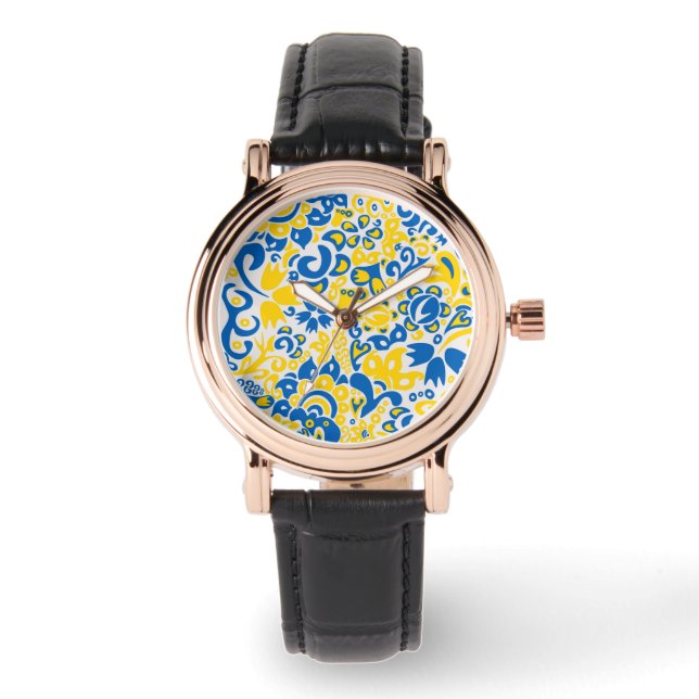 Folklore pattern with Oekrainian flag covu Horloge (Voorkant)