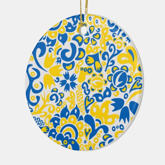 Folklore pattern with Oekrainian flag covu Keramisch Ornament (Links)