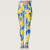 Folklore pattern with Oekrainian flag covu Leggings (Voorkant)