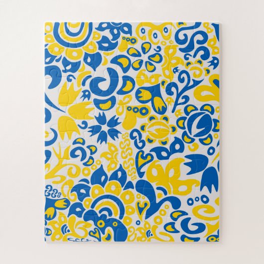 Folklore pattern with Oekrainian flag covu Legpuzzel (Verticaal)