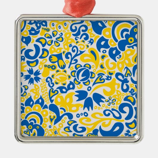 Folklore pattern with Oekrainian flag covu Metalen Ornament (Voorkant)