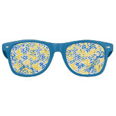 Folklore pattern with Oekrainian flag covu Retro Zonnebril (Voorkant)