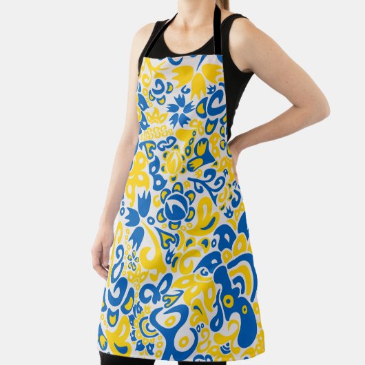 Folklore pattern with Oekrainian flag covu Schort (Insitu)