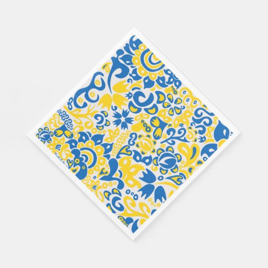 Folklore pattern with Oekrainian flag covu Servet (Hoek)