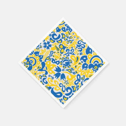 Folklore pattern with Oekrainian flag covu Servet (Hoek)