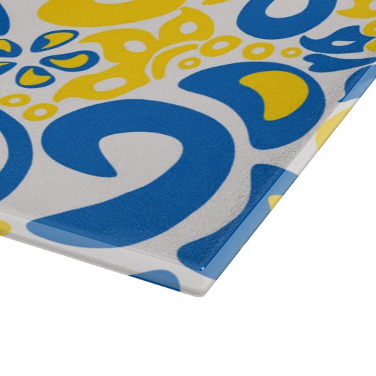 Folklore pattern with Oekrainian flag covu Snijplank (Hoek)