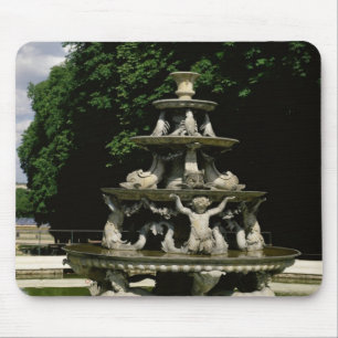 Fontaine de la Pyramide Muismat