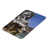 Fonte van de vier rivieren, Piazza Navona, Rome, Magneet (Linkerzijde)