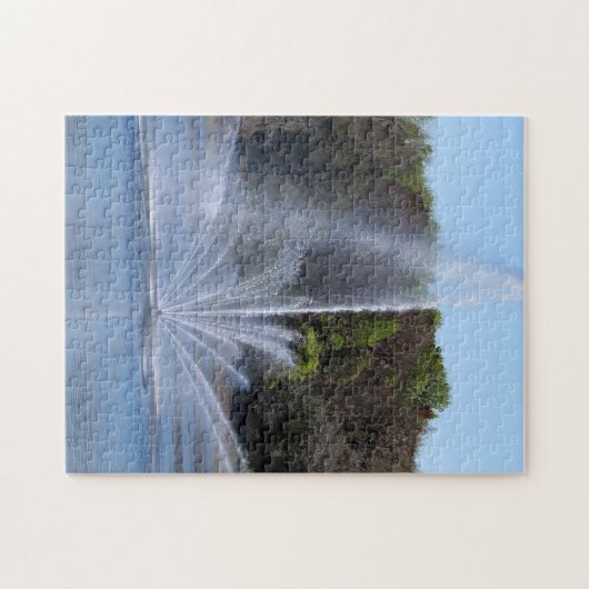 Fontein op een meer legpuzzel (Horizontaal)