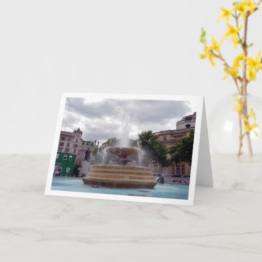Fontein op Trafalgar Square, Londen Kaart (Gele Bloem)