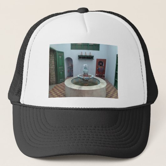 fontein trucker pet (Voorkant)