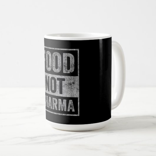 Food Pharma niet natuurlijke biologische voeding Koffiemok (Voorkant rechts)