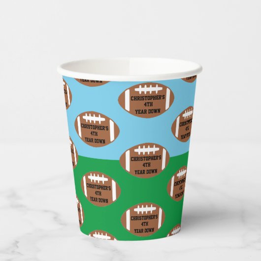 Football 4e jaar na geboorte papieren bekers (Links)
