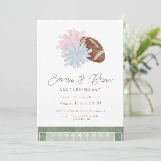 Football and Cheer Siblings Joint Birthday Kaart (Staand voorkant)