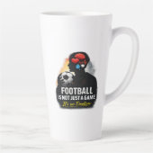 Football and Identity Latte Mok (Rechts)