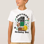 Football Birthday Brother of the First Birthday T-shirt<br><div class="desc">Viel uw verjaardag met dit speciale T-shirt,  gepersonaliseerd ontwerp</div>