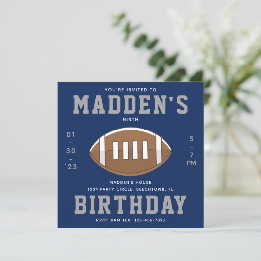 Football Birthday Uitnodiging | Partij Football (Staand voorkant)