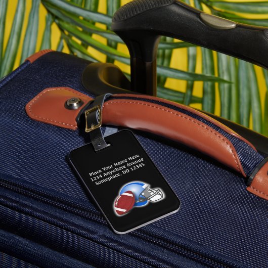 Football en helm gepersonaliseerd bagagelabel (Voorkant Insitu 1)