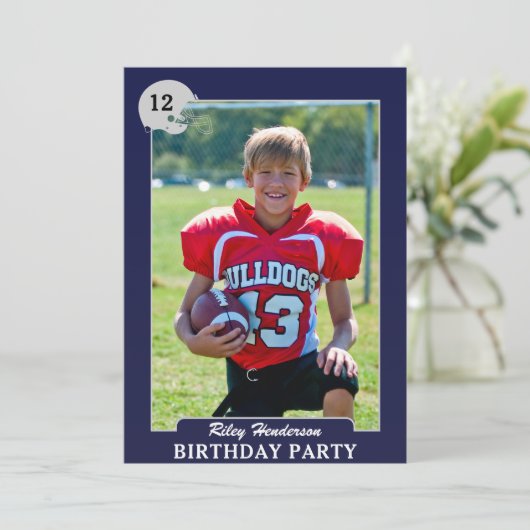 Football Foto Trading Card Birthday Party nodigt u Kaart (Staand voorkant)