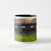 Football game, Forsyth Barr Stadium, Dunedin Tweekleurige Koffiemok (Center)