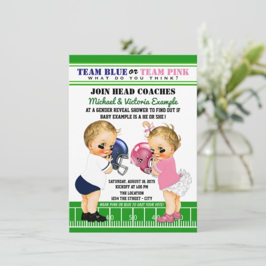 Football Gender Reveal Douche Uitnodigingen (Staand voorkant)