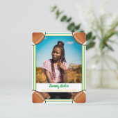 Football Groen & Gold-Afstuderen Aankondigingskaart (Staand voorkant)