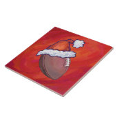 Football in Santa Hat op rood Tegeltje (Zijkant)