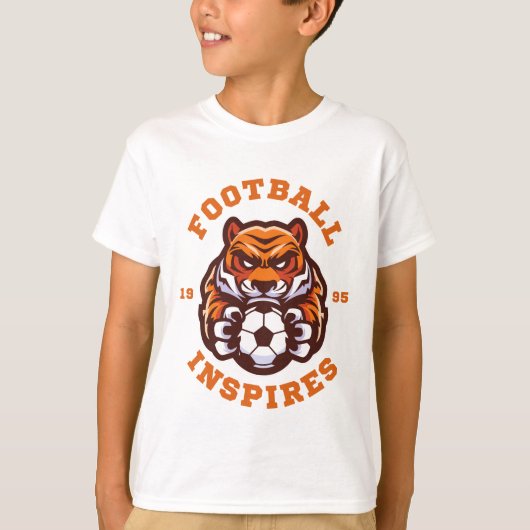 Football Inspires – Strength, Focus, Legacy T-shirt (Voorkant)