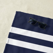 Football-jerrycan, tantaarnblauw strandlaken (In situ)