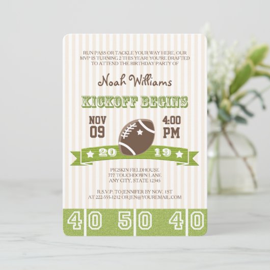 FOOTBALL KICKOFF OM HET EVEN WELKE LEEFTIJD BIRTHD KAART (Staand voorkant)