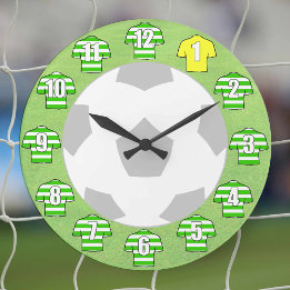 Football Klok - met Groene Hooped Shirten