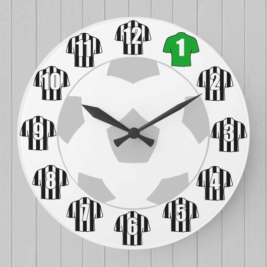 Football Klok - met zwarte en witte Shirten