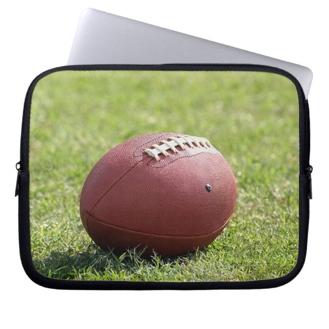 Football Laptop Sleeve (Voorkant)