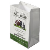 Football Little AllStar Touchdown Birthday Favor Medium Cadeauzakje (Voorkant Gekanteld)