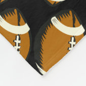 Football met zwarte en bruine sport fleece deken (Hoek)