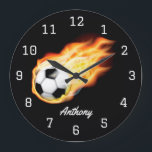Football of Voetbal op maat Grote Klok<br><div class="desc">Koel het Football of de Soccer Clock die met jouw naam kan worden aangepast. Afbeeldingen die op dit object worden gebruikt,  zijn gelicentieerd © Graphics Factory.com</div>