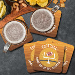 Football onopvallende game dag kartonnen onderzetters<br><div class="desc">Amerikaanse football speeldag onderzetters beschikken over een football door de staanders op bruin tot gouden strepen en uw personalisatie. Overeenkomende items in ons collectie.</div>