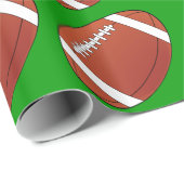 Football over groene cadeaupapier (Rol Hoek)