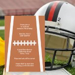 Football Player Ball Custom Sports Birthday Party Kaart<br><div class="desc">Koel de uitnodiging van de de verjaardagspartij van het douane football die als een bal met uw gepersonaliseerde tekst in het centrum kijkt. Voeg de naam van je speler en de feestelijke details toe op deze geweldige sportieve uitnodiging voor kinderen of volwassenen die weten hoe ze plezier moeten hebben!</div>